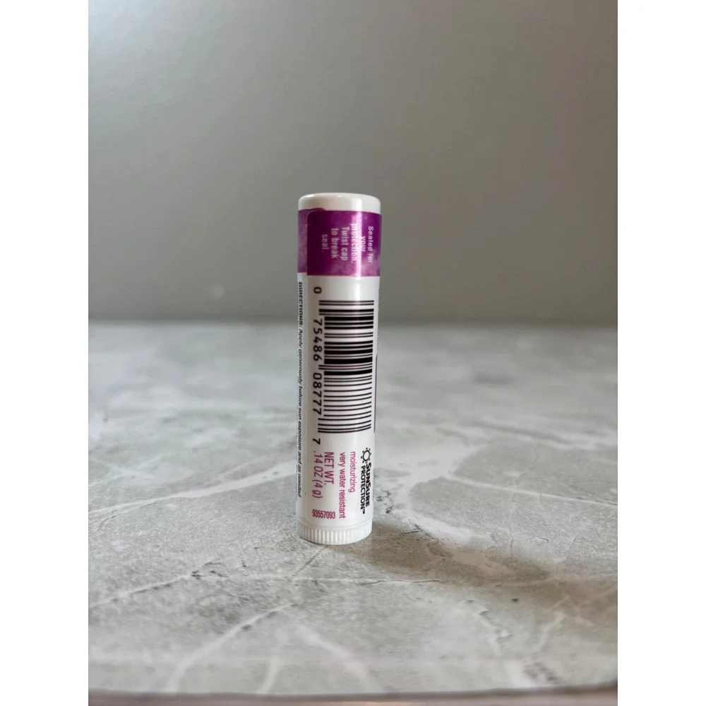Hawaiian Tropic Tropical‎ Flavor Lip Balm SPF 45+ Stick Sunscreen 0.14oz New